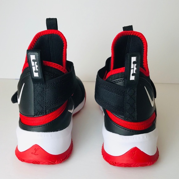 lebron soldier 13 fly ease